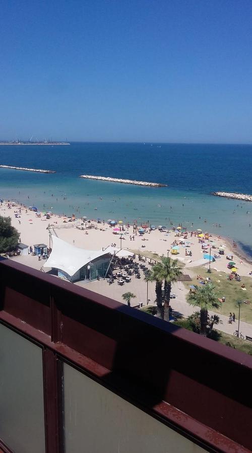 Attico Suite Spiaggia Бари Екстериор снимка