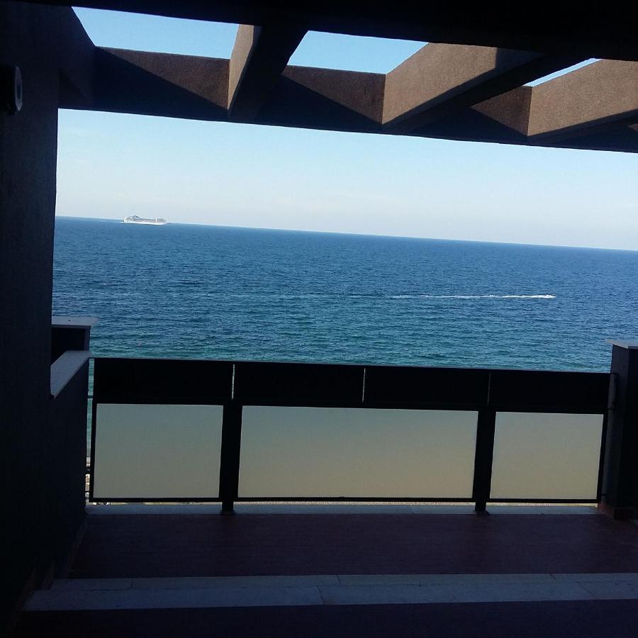 Attico Suite Spiaggia Бари Екстериор снимка