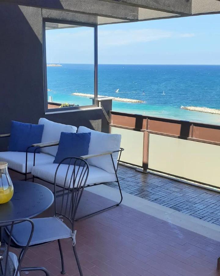 Attico Suite Spiaggia Бари Екстериор снимка