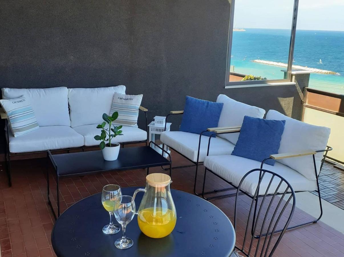 Attico Suite Spiaggia Бари Екстериор снимка
