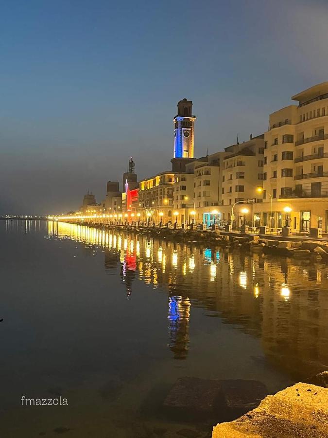 Attico Suite Spiaggia Бари Екстериор снимка